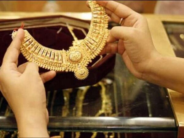 Gold Price Hits All Time High: વ્યાજદરોમાં ઘટાડાની અપેક્ષાએ સોનુ $ 2128ની ઐતિહાસિક ટોચ નોંધાવી