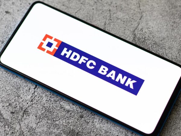 શું HDFC Bank એફઆઈઆઈની વેચવાલીનો ભોગ બની? શેર એક માસમાં 15 ટકા તૂટ્યો