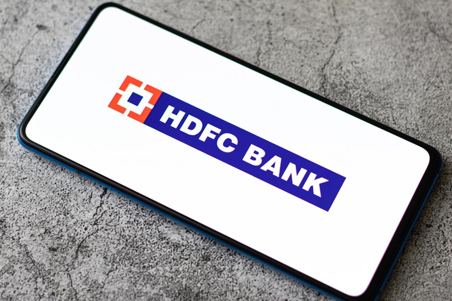 શું HDFC Bank એફઆઈઆઈની વેચવાલીનો ભોગ બની? શેર એક માસમાં 15 ટકા તૂટ્યો