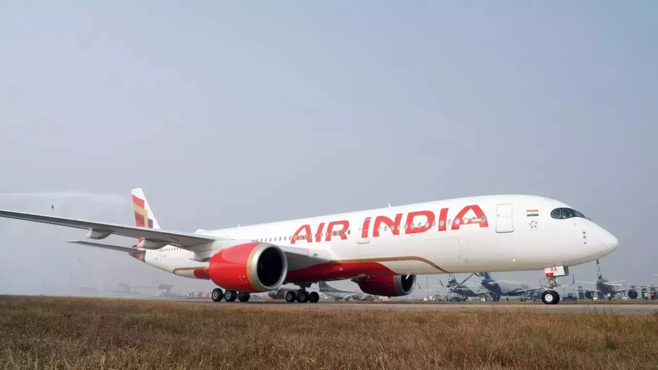 DGCAએ એરપોર્ટ પર વ્હિલચેર ન ફાળવવા બદલ મૃત્યુના મામલે Air Indiaને 30 લાખની પેનલ્ટી ફટકારી
