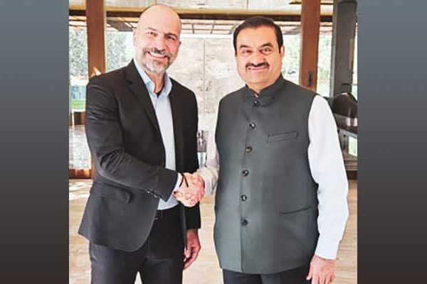 Gautam Adani નવા બિઝનેસમાં ઝંપલાવશે, Uber સાથે સુપર એપ, ઈવી કારને વેગ આપવા ભાગીદારી કરવાની યોજના