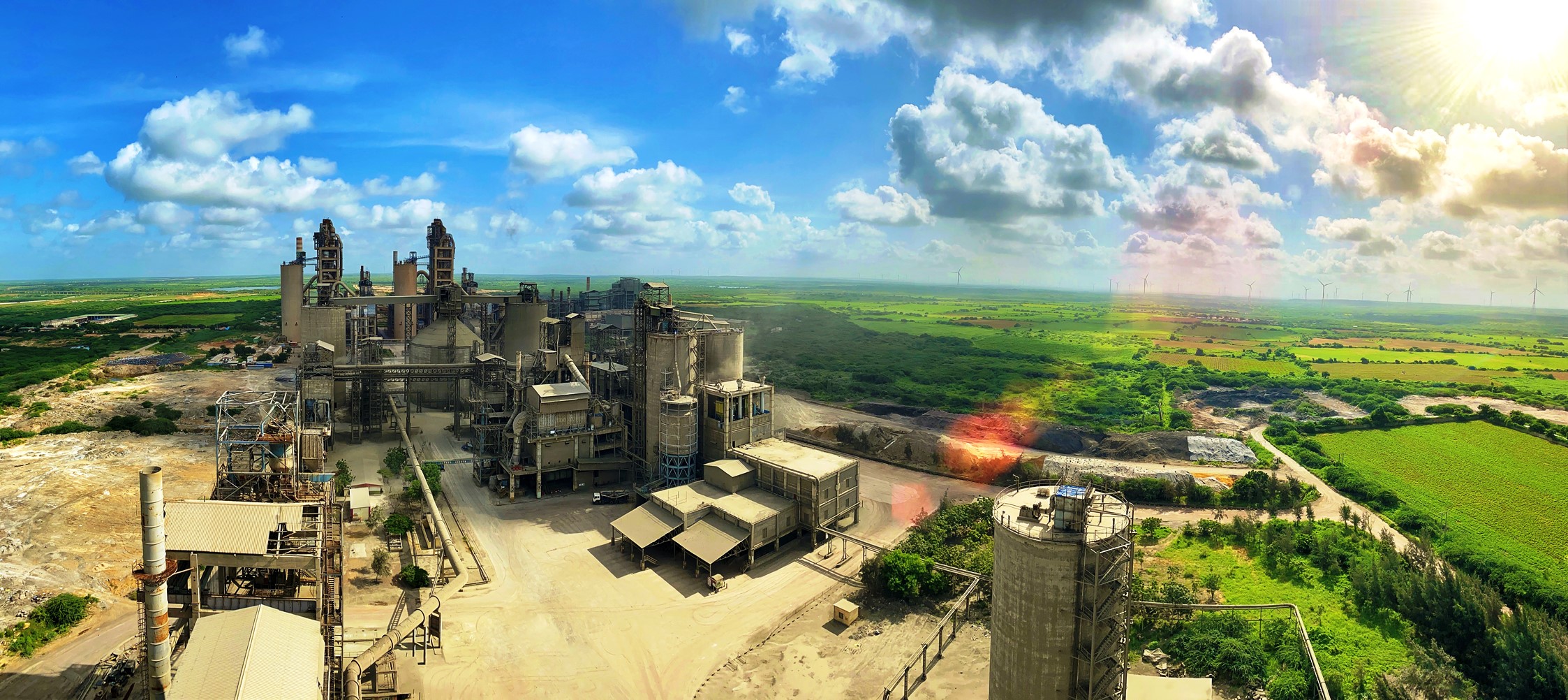 અલ્ટ્રાટેકે ભારતના પ્રથમ ઓન-સાઇટ હાઇબ્રિડ આરટીસી રિન્યૂએબલ એનર્જી પ્રોજેક્ટને કાર્યરત કર્યો