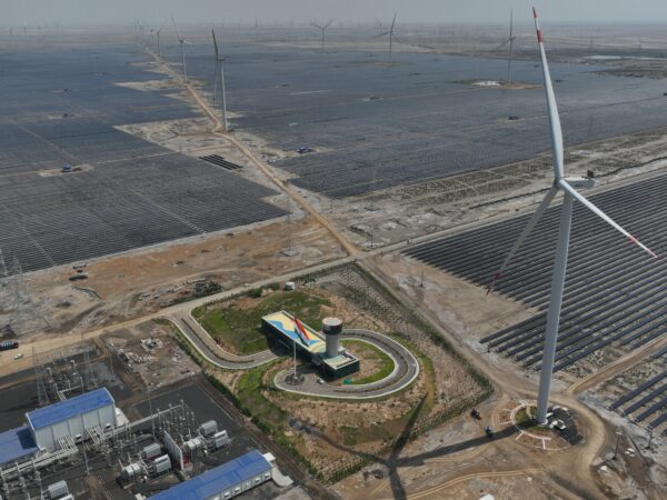 ADANI GREEN ENERGY ની નવીનીકરણીય ઉર્જા ક્ષમતામાં માઈલસ્ટોન વૃદ્ધિની ઘોષણા