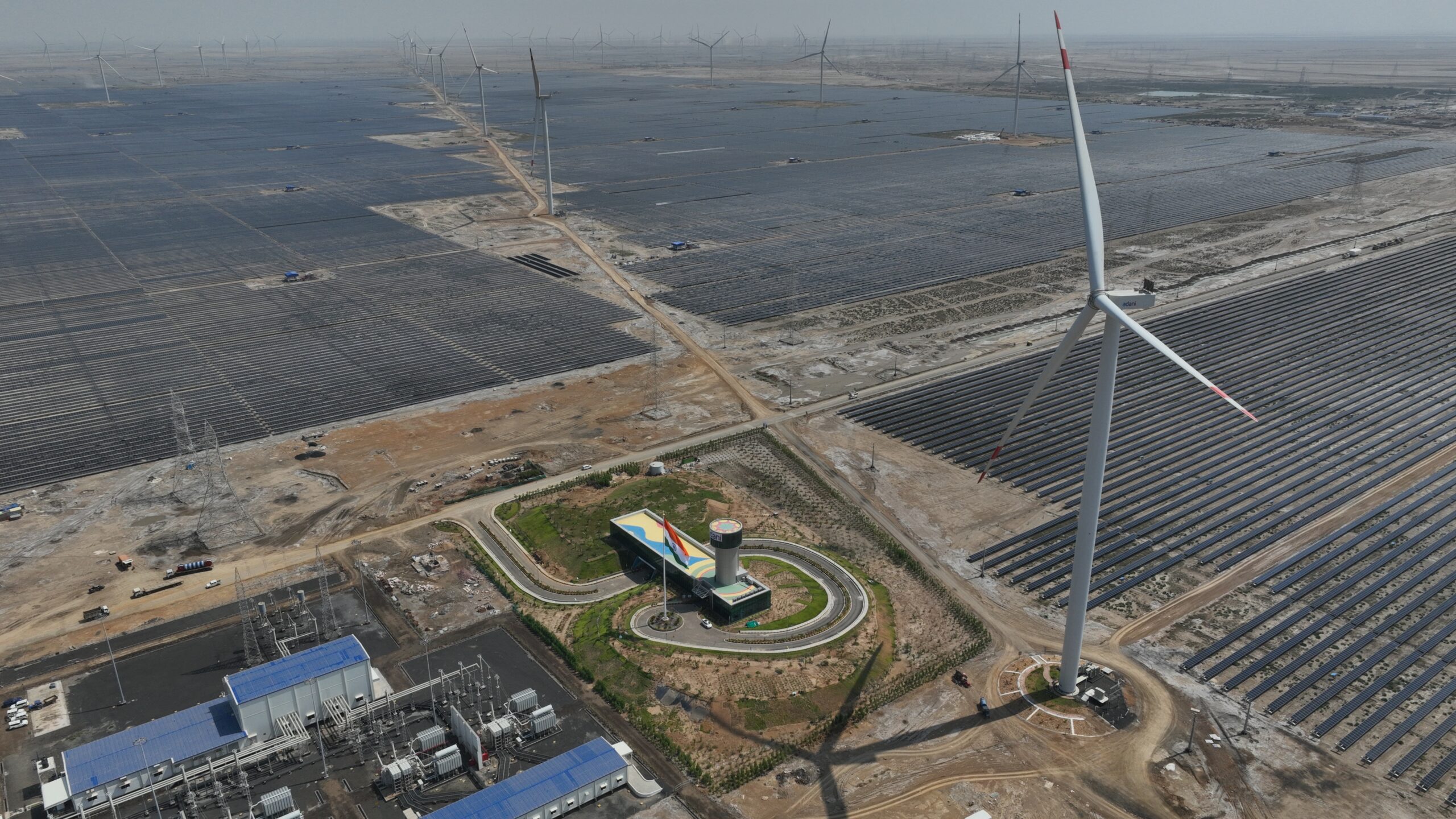 ADANI GREEN ENERGY ની નવીનીકરણીય ઉર્જા ક્ષમતામાં માઈલસ્ટોન વૃદ્ધિની ઘોષણા