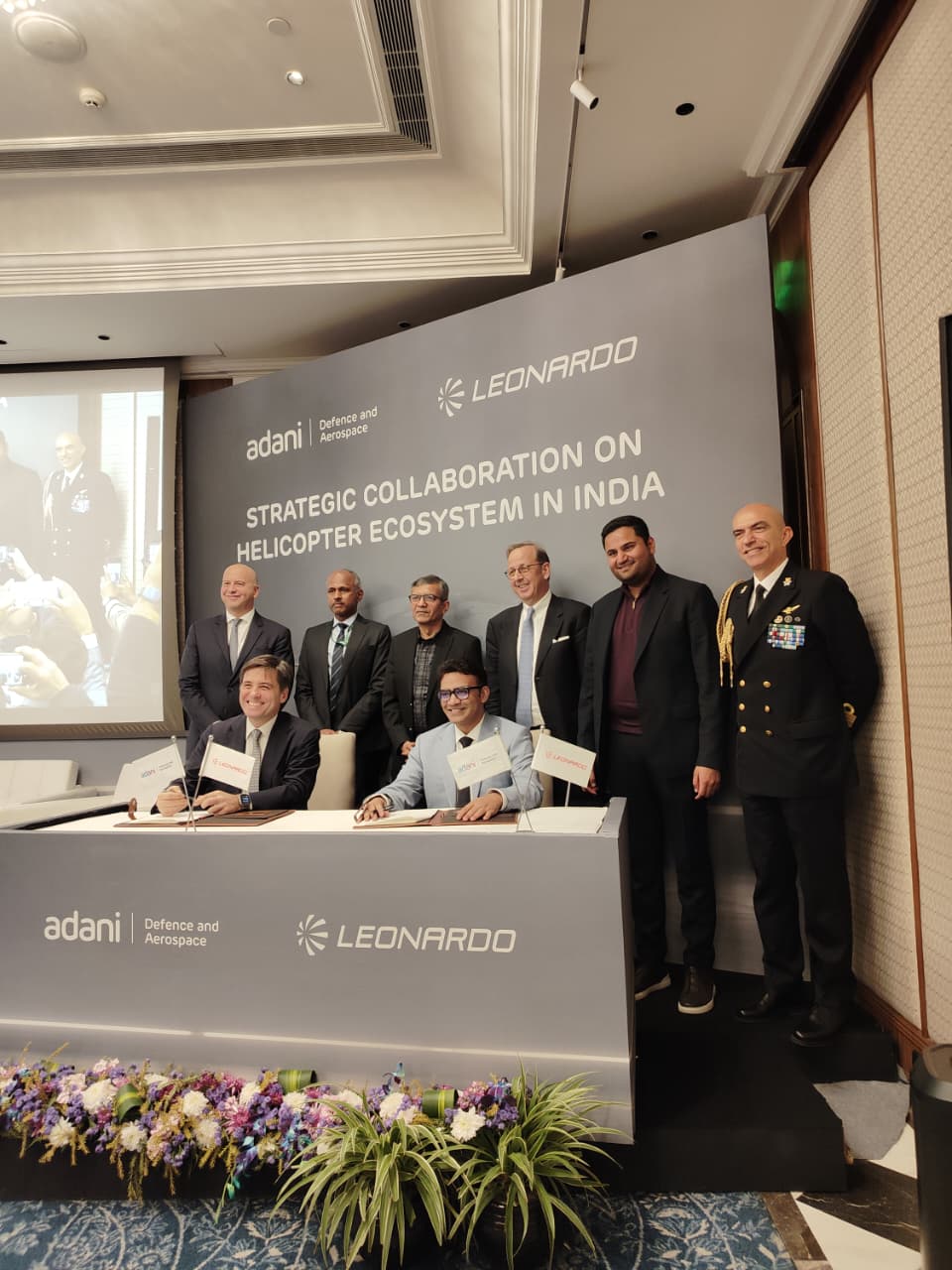 હેલિકોપ્ટર ઇકોસિસ્ટમના નિર્માણ માટે અદાણી ડિફેન્સ અને લિયોનાર્ડો વ્યૂહાત્મક ભાગીદારી