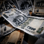 જિયોપોલિટિકલ અનિશ્ચિતતા વચ્ચે, MF ઉદ્યોગમાં રોકડ કોલ્સ ઝડપથી અલગ થઈ રહ્યા છે