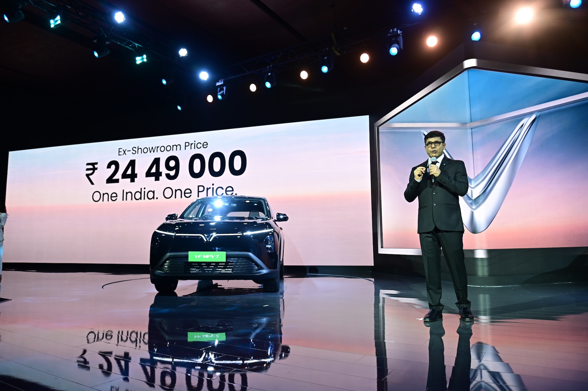 VINFASTએ સેવન-સીટર ઈલેક્ટ્રિક કાર VF MPV 7 લોન્ચ કરી